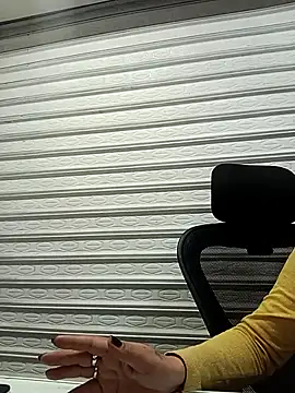 Snapshot of Alisson_Stonee chatting on February 3, 9:42 pm Alisson Stonee online show from February 3, 9:42 pm