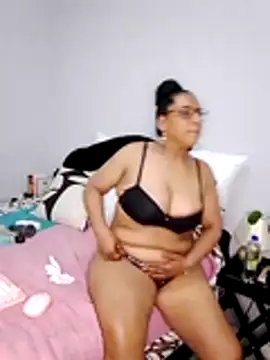 Snapshot of Ashleymilf47 chatting on November 22, 9:03 pm Ashleymilf47 online show from November 22, 9:03 pm