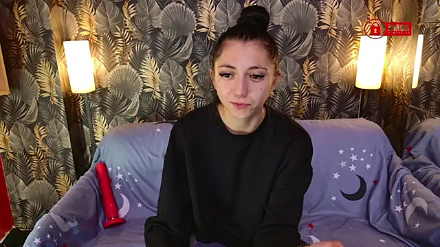 Charming LIA online show from November 8, 5:01 pm