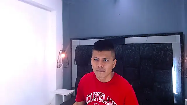 Snapshot of marcus_hans_ chatting on November 3, 3:57 pm marcus hans online show from November 3, 3:57 pm