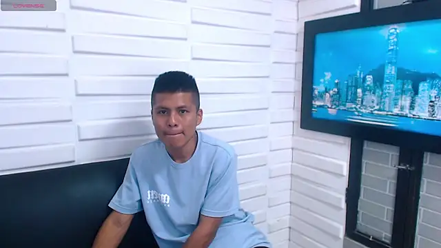 Snapshot of marcus_hans_ chatting on November 5, 5:24 pm marcus hans online show from November 5, 5:24 pm