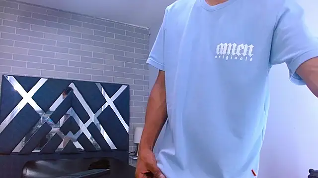 Snapshot of marcus_hans_ chatting on November 12, 4:40 pm marcus hans online show from November 12, 4:40 pm