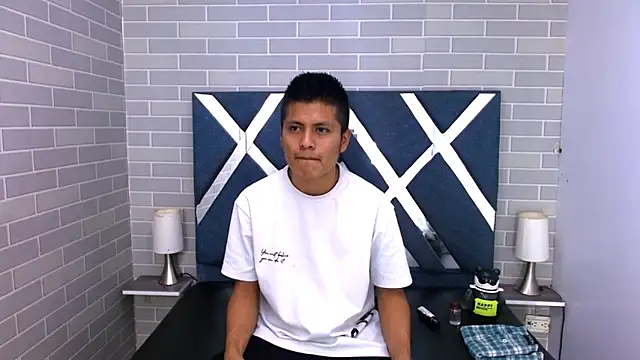 Snapshot of marcus_hans_ chatting on November 20, 7:24 pm marcus hans online show from November 20, 7:24 pm