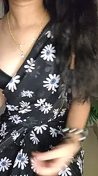 hotestfantasy online show from April 29, 11:58 am