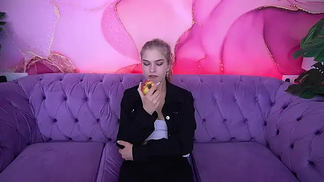 AlinaLiii online show from November 27, 1:35 pm