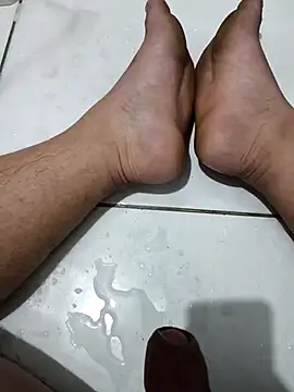 Snapshot of Nunes006 chatting on September 29, 6:35 pm Nunes006 online show from September 29, 6:35 pm