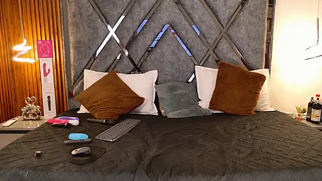 Snapshot of Dafne__Ruiz chatting on November 22, 9:41 am Dafne Ruiz online show from November 22, 9:41 am