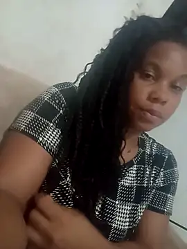 Snapshot of PrettahSantos chatting on January 16, 11:42 pm PrettahSantos online show from January 16, 11:42 pm