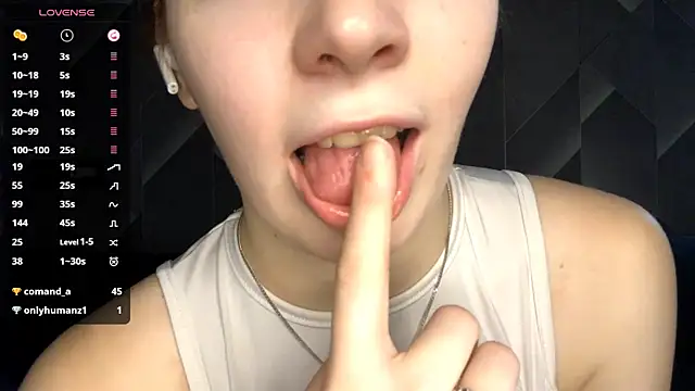 FoxLina online show from October 24, 8:27 pm