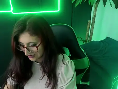 VictoriaSpenser online show from October 14, 6:31 pm