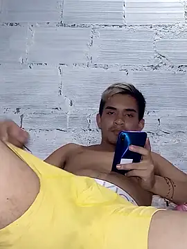 Deiyerpp online show from September 27, 2:38 am