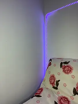 Linda rouse online show from November 3, 11:37 pm