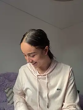 Snapshot of Innerpeace_ chatting on October 21, 9:26 pm Innerpeace online show from October 21, 9:26 pm