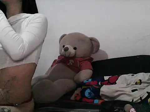 SweettPoison  online show from October 12, 10:53 pm