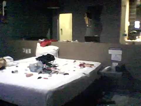 Snapshot of transreyna chatting on February 21, 12:28 pm transreyna online show from February 21, 12:28 pm