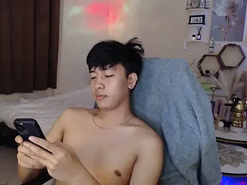 niel cumshow online show from December 16, 7:02 am