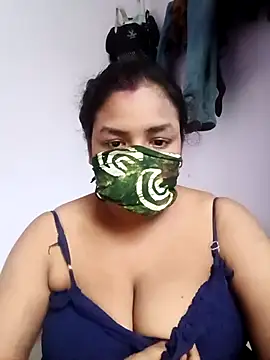 Snapshot of Deborbhavi222 chatting on September 26, 5:44 am Deborbhavi222 online show from September 26, 5:44 am