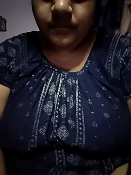 Deborbhavi222 online show from May 21, 4:36 pm