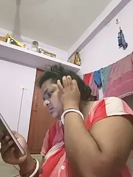 Deborbhavi222 online show from May 25, 6:36 pm
