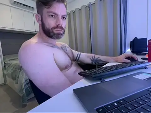 Snapshot of MBORASOVISK chatting on October 10, 3:05 am MBORASOVISK online show from October 10, 3:05 am