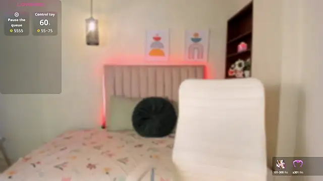 Snapshot of danika_moriii chatting on October 7, 7:22 pm danika moriii online show from October 7, 7:22 pm