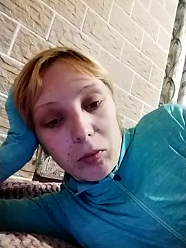 Ponka2011 online show from October 2, 5:25 am