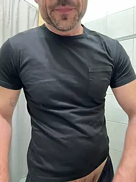 giovan2020 online show from February 25, 10:41 pm