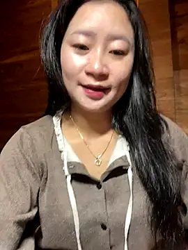 violet-00 online show from December 18, 1:11 am