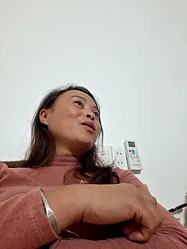 xuxulovezz online show from November 24, 12:27 pm