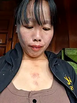 helenzz online show from October 26, 5:35 am