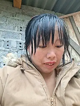 helenzz online show from December 16, 10:20 am