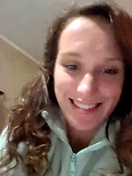 brunettebabexo3 online show from October 23, 5:40 am