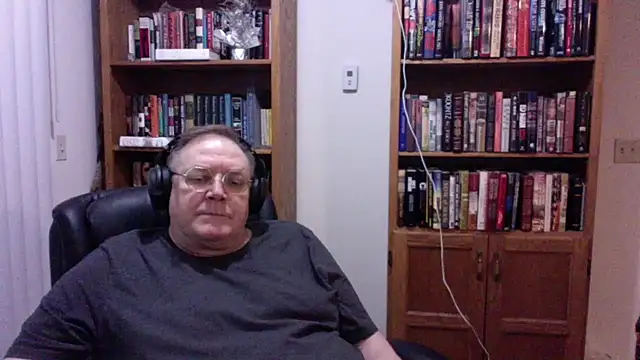 Vinyl22xh online show from July 7, 3:42 am
