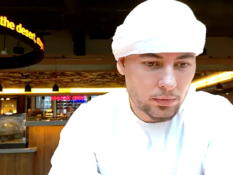 Snapshot of maximus888A chatting on September 28, 12:43 pm maximus888A online show from September 28, 12:43 pm