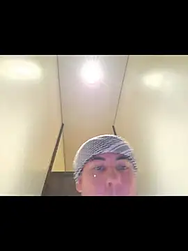 Snapshot of maximus888A chatting on October 13, 3:23 pm maximus888A online show from October 13, 3:23 pm