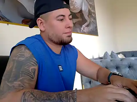 Snapshot of maximus888A chatting on March 22, 1:25 pm maximus888A online show from March 22, 1:25 pm