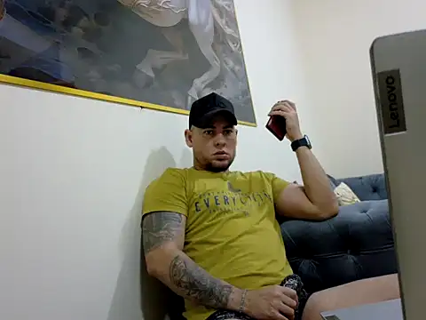 Snapshot of maximus888A chatting on March 26, 8:47 pm maximus888A online show from March 26, 8:47 pm