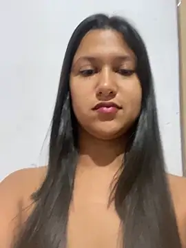 Snapshot of graziele00 chatting on October 6, 4:10 am graziele00 online show from October 6, 4:10 am