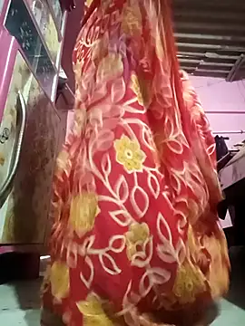 Snapshot of reya743 chatting on November 6, 5:52 am reya743 online show from November 6, 5:52 am