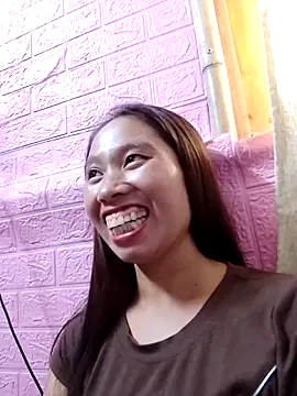 Snapshot of ruby-00 chatting on October 19, 4:35 am ruby-00 online show from October 19, 4:35 am