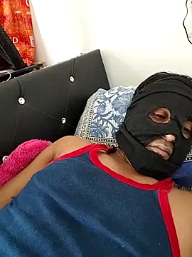 Snapshot of Rushasharma_368 chatting on February 14, 8:55 am Rushasharma 368 online show from February 14, 8:55 am