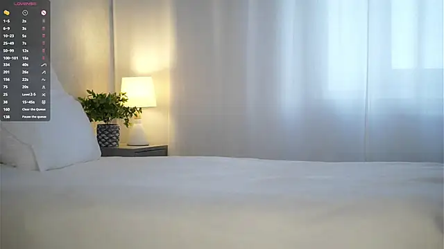 LettySlovacek online show from October 25, 1:46 am