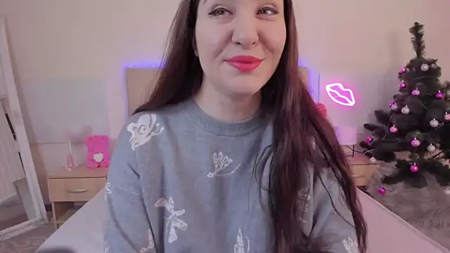 TrishaDarks online show from December 18, 6:30 am