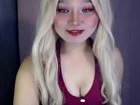 Eyes-on-me online show from March 16, 6:12 pm