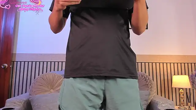 Snapshot of marcuswildx chatting on January 10, 10:25 pm marcuswildx online show from January 10, 10:25 pm