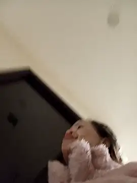    Dorry02    online show from November 12, 6:47 am