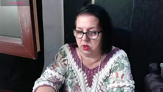 MissSanjanne online show from June 7, 7:50 pm