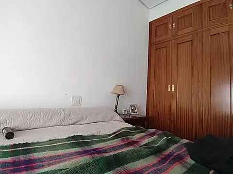 Snapshot of jorgeereyy chatting on October 8, 1:20 pm jorgeereyy online show from October 8, 1:20 pm