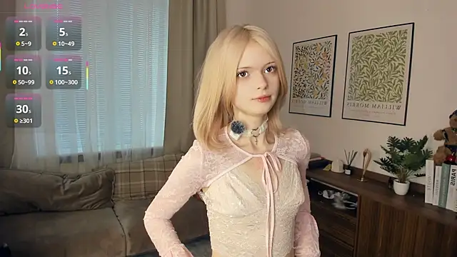 LaureMestler online show from November 23, 7:41 am