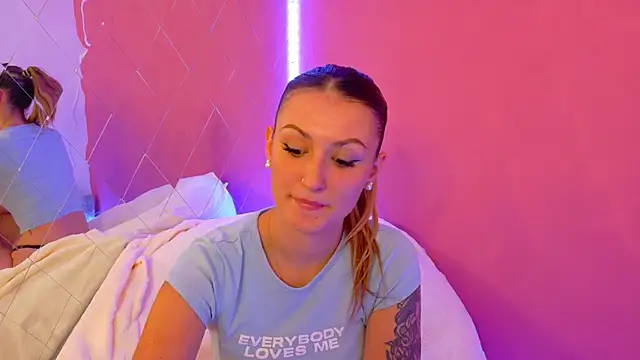 Snapshot of Anaayss_ chatting on October 2, 5:14 am Anaayss online show from October 2, 5:14 am